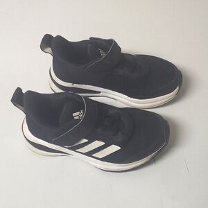Addidas FortaRun EL K for kids in Black and white color  size US 11K